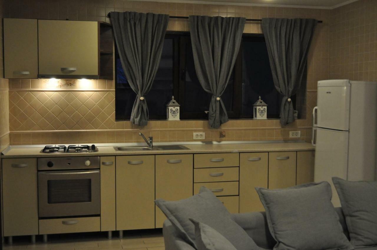 Sleep & Fly Apartment Otopeni Exterior foto
